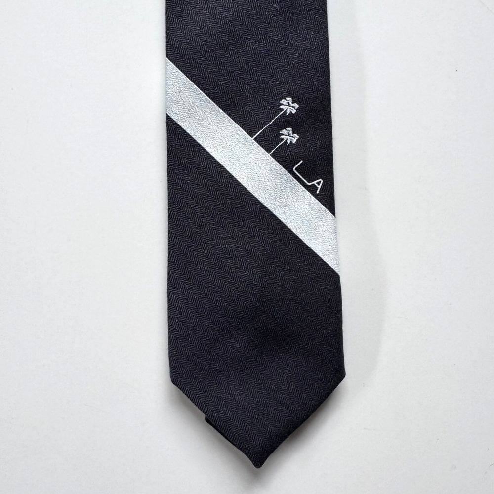 POCKET SQUARE CLOTHING The Rodeo Tie Los Angeles Necktie Grey Wool Herringbone‎